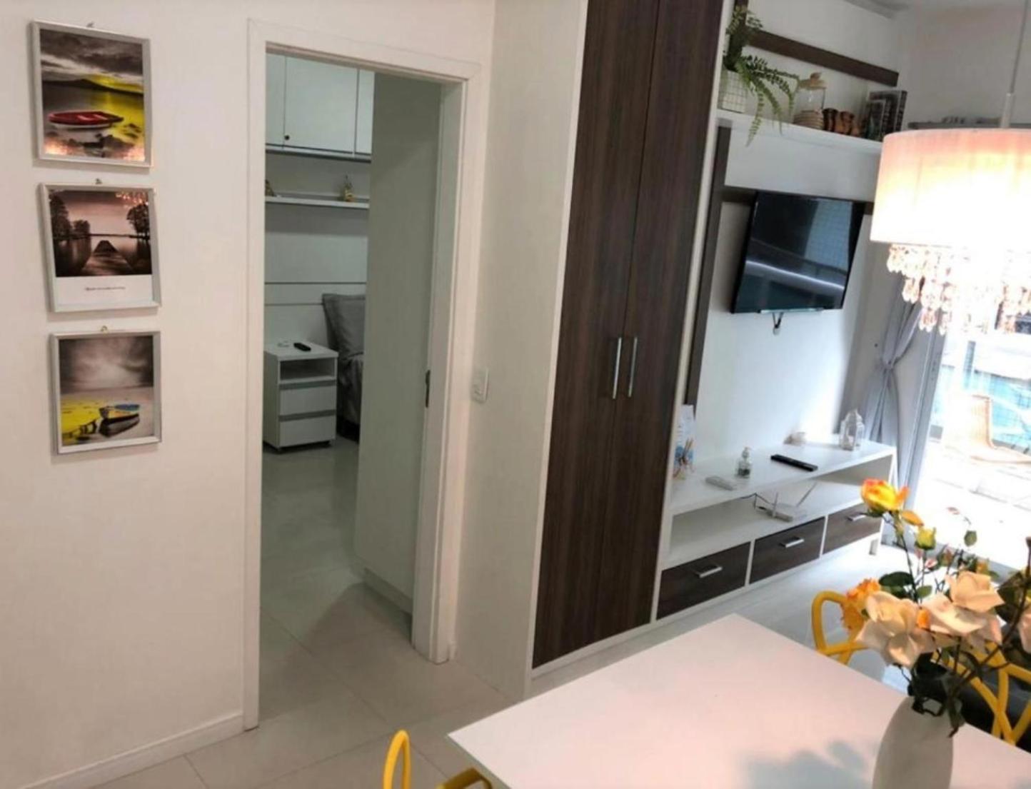 Apartamento Cabo Frio Na Praia Do Forte Lägenhet Exteriör bild